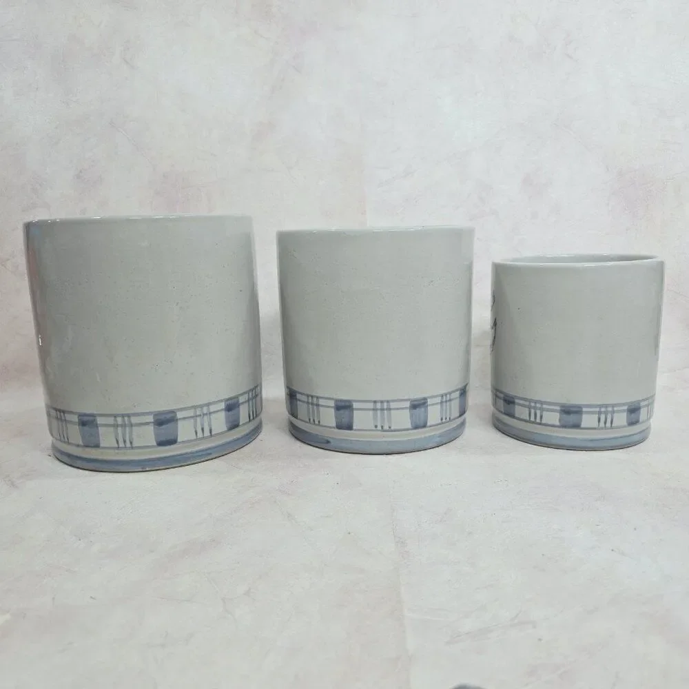 Vtg‎ Set Of 3 Louisville Stoneware Gaggle of Geese Goose Canisters No Lids 6.5
